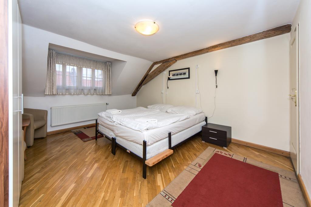 Hostel Mango Πράγα Εξωτερικό φωτογραφία