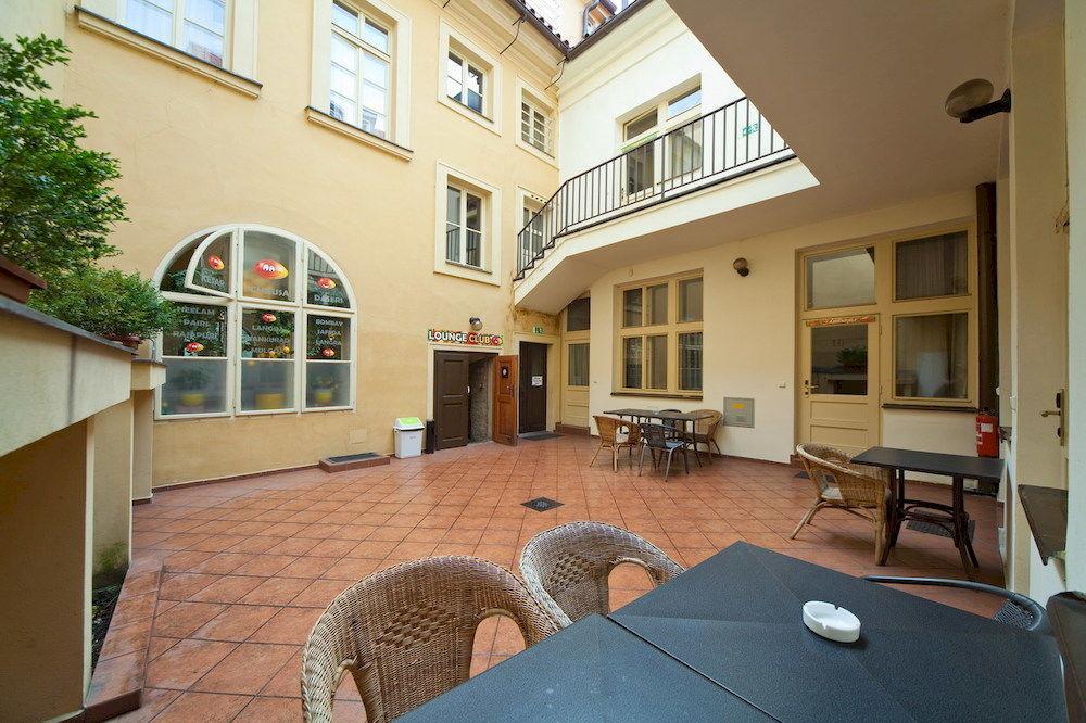 Hostel Mango Πράγα Εξωτερικό φωτογραφία